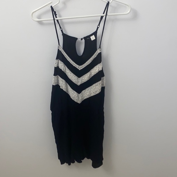 Romper - Picture 1 of 2